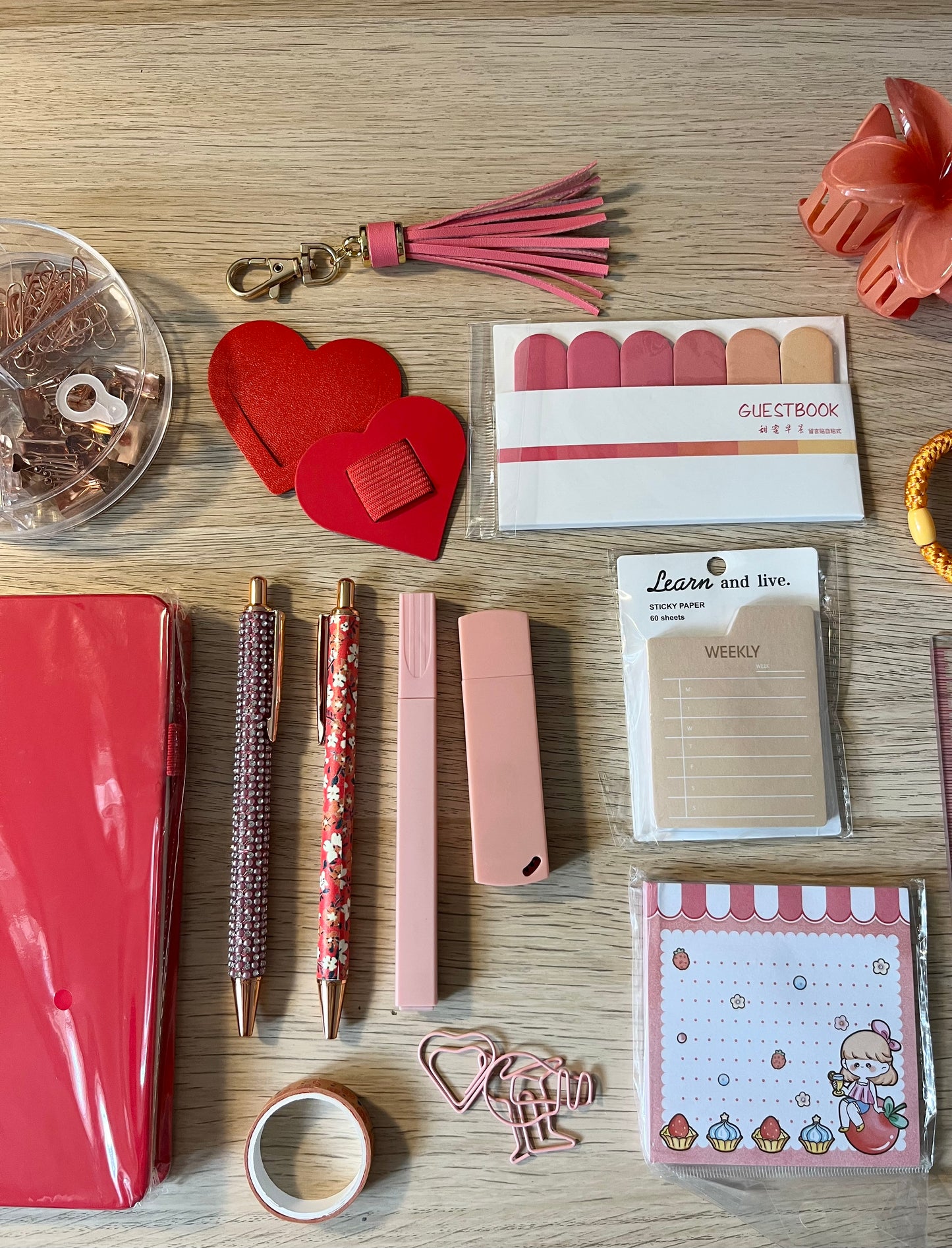 ❤️ Box Papeterie Rouge — Tout ce dont vous avez besoin pour organiser vos journées