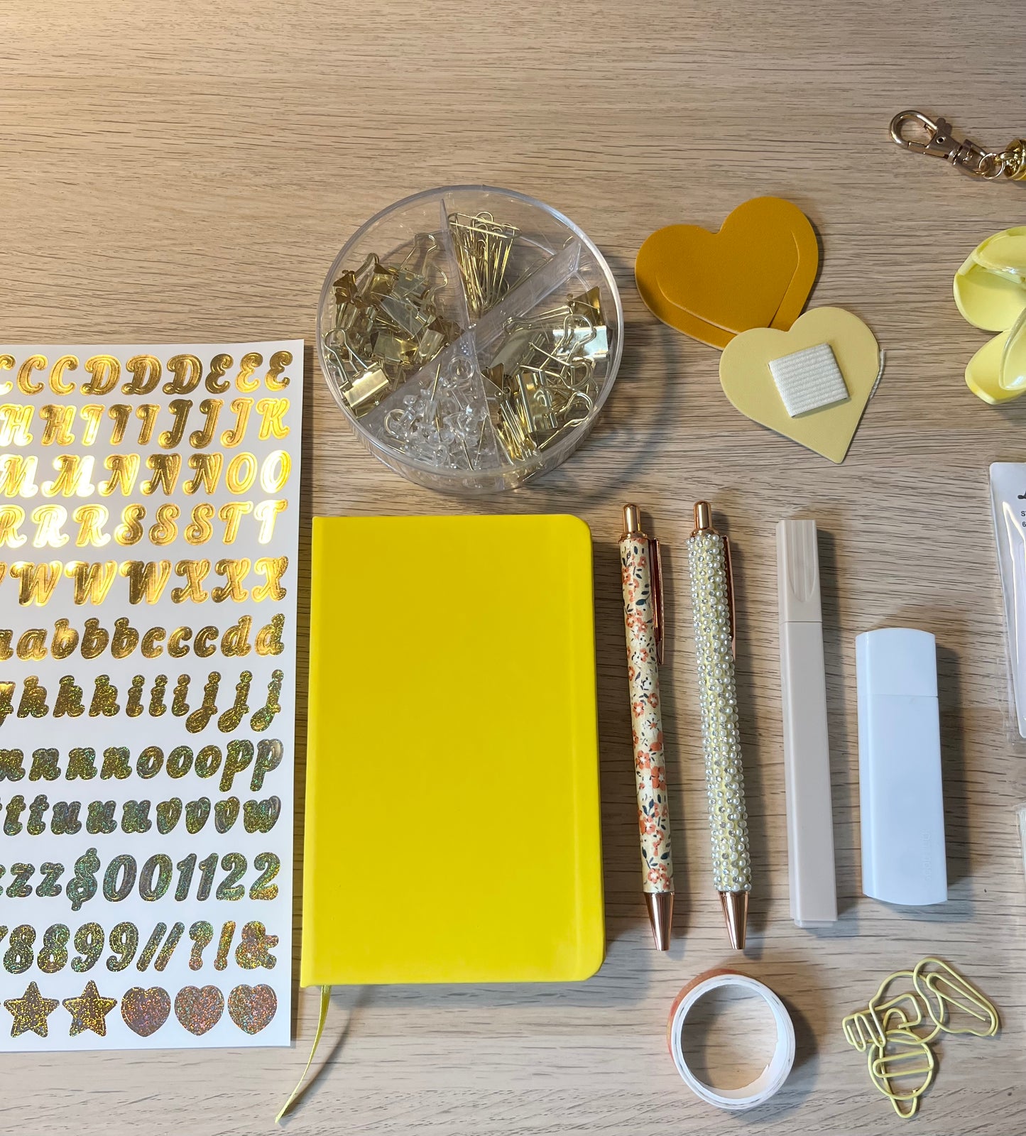 💛 Box Papeterie Jaune — Tout ce dont vous avez besoin pour organiser vos journées